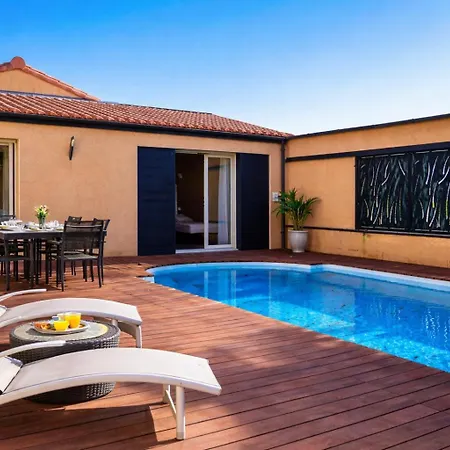 Superbe Avec Piscine Situee A 2 Km De La Grande Des Sables 别墅 莱萨布勒-多洛讷