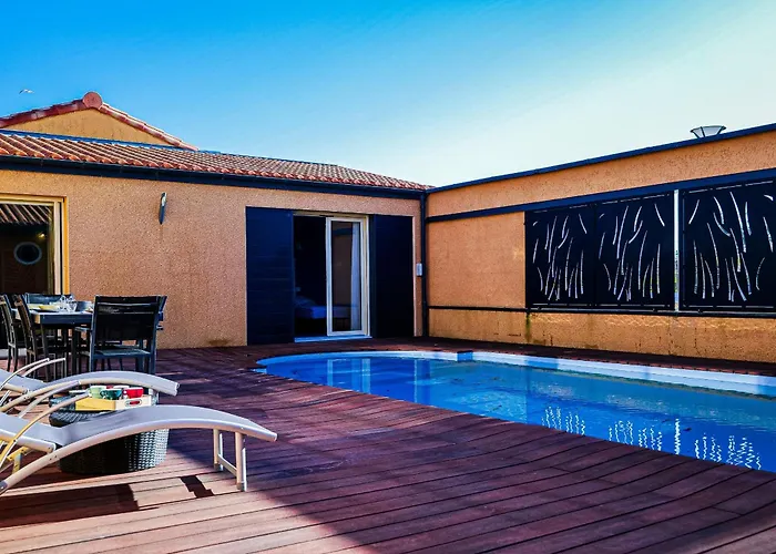 Superbe Avec Piscine Situee A 2 Km De La Grande Des Sables * Les Sables-dʼOlonne