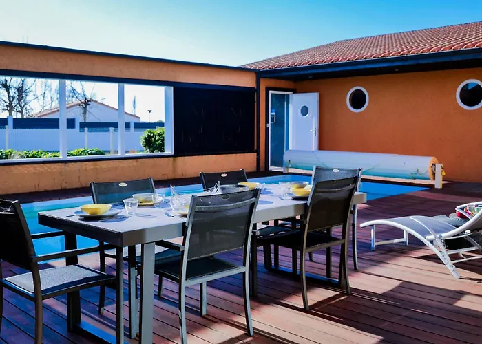 Superbe Avec Piscine Situee A 2 Km De La Grande Des Sables * Les Sables-dʼOlonne