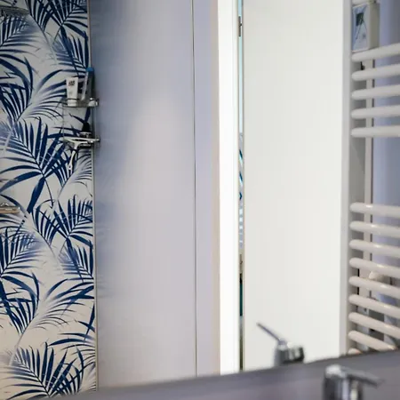 וילה Superbe Avec Piscine Situee A 2 Km De La Grande Des Sables *