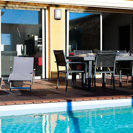 Superbe Avec Piscine Situee A 2 Km De La Grande Des Sables וילה *