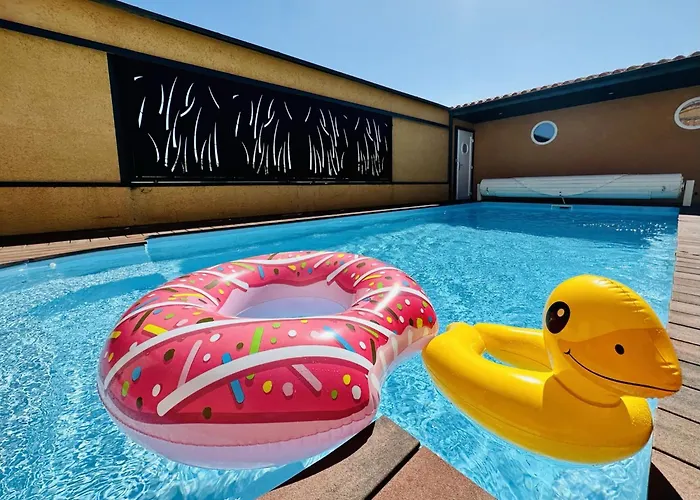 Superbe Avec Piscine Situee A 2 Km De La Grande Des Sables 빌라