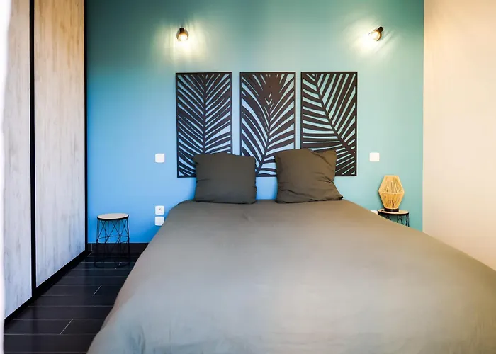 Superbe Avec Piscine Situee A 2 Km De La Grande Des Sables レ・サ​​ーブル・ドロンヌ