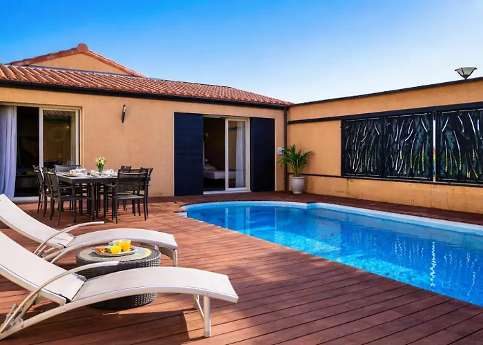 Superbe Avec Piscine Situee A 2 Km De La Grande Des Sables ヴィラ レ・サ​​ーブル・ドロンヌ